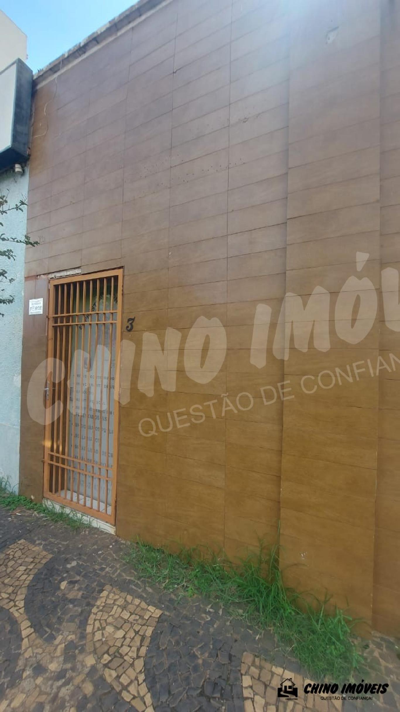 Aluga-se Sala na Rua São Paulo