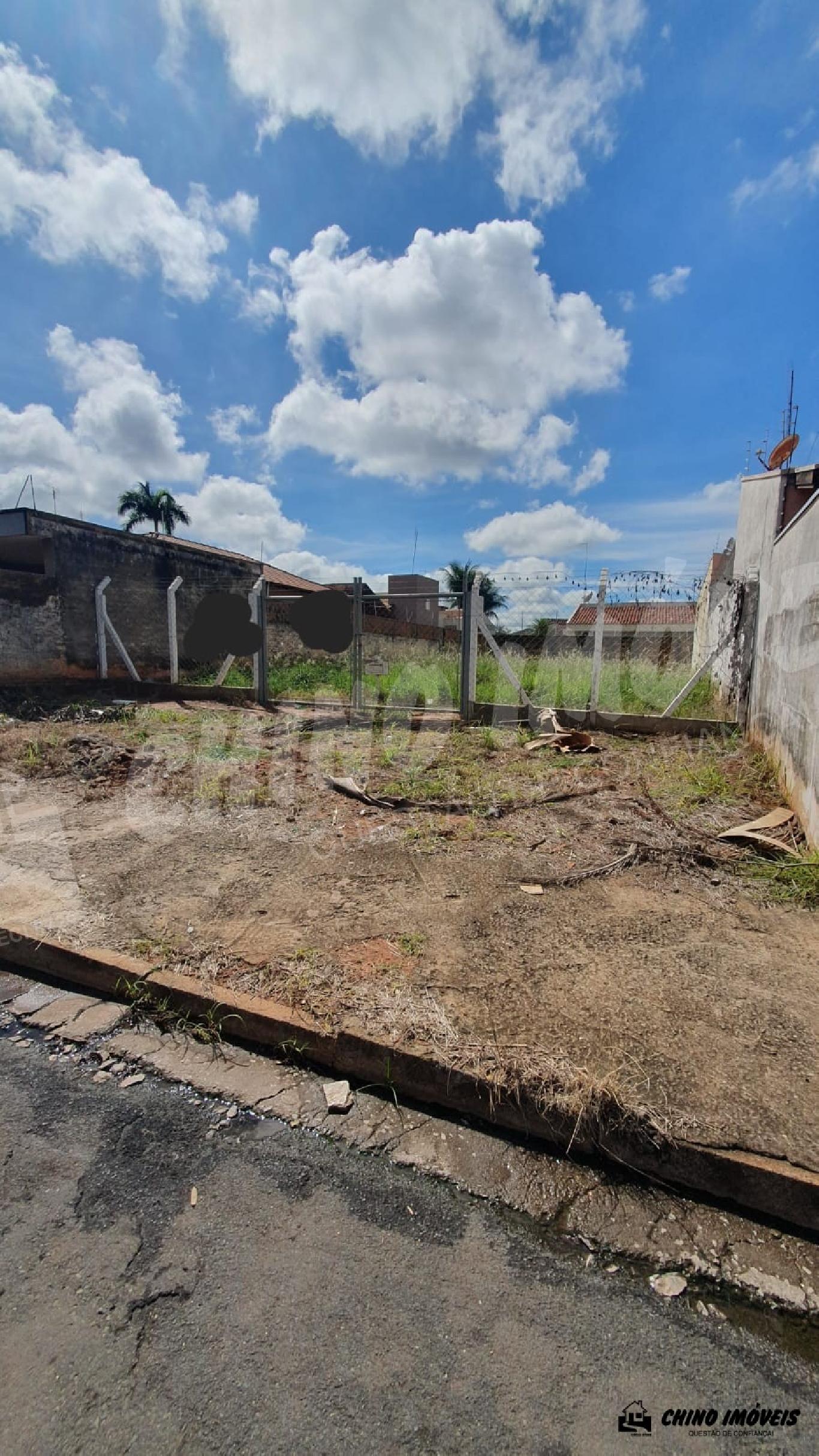 Terreno à venda - em frente ao Eco Posto 27 - Localização privilegiada