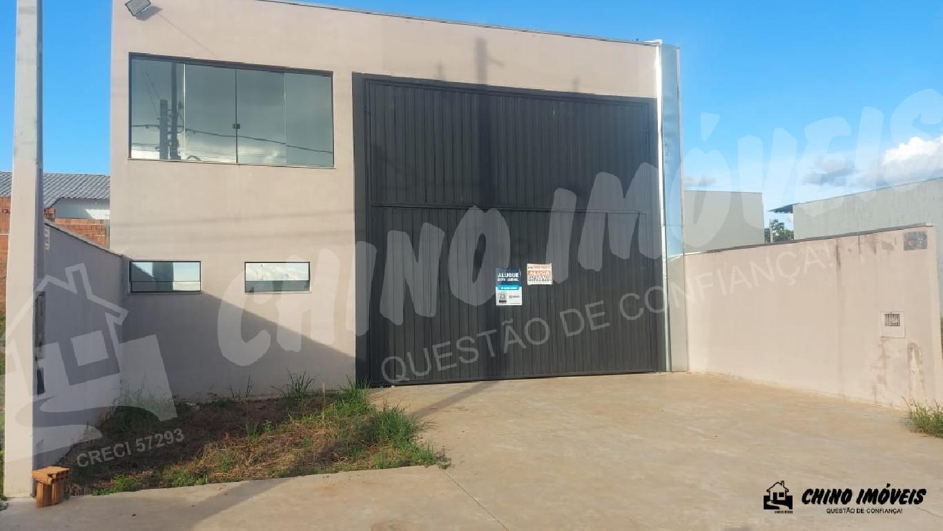 Aluga-se Barracão Comercial