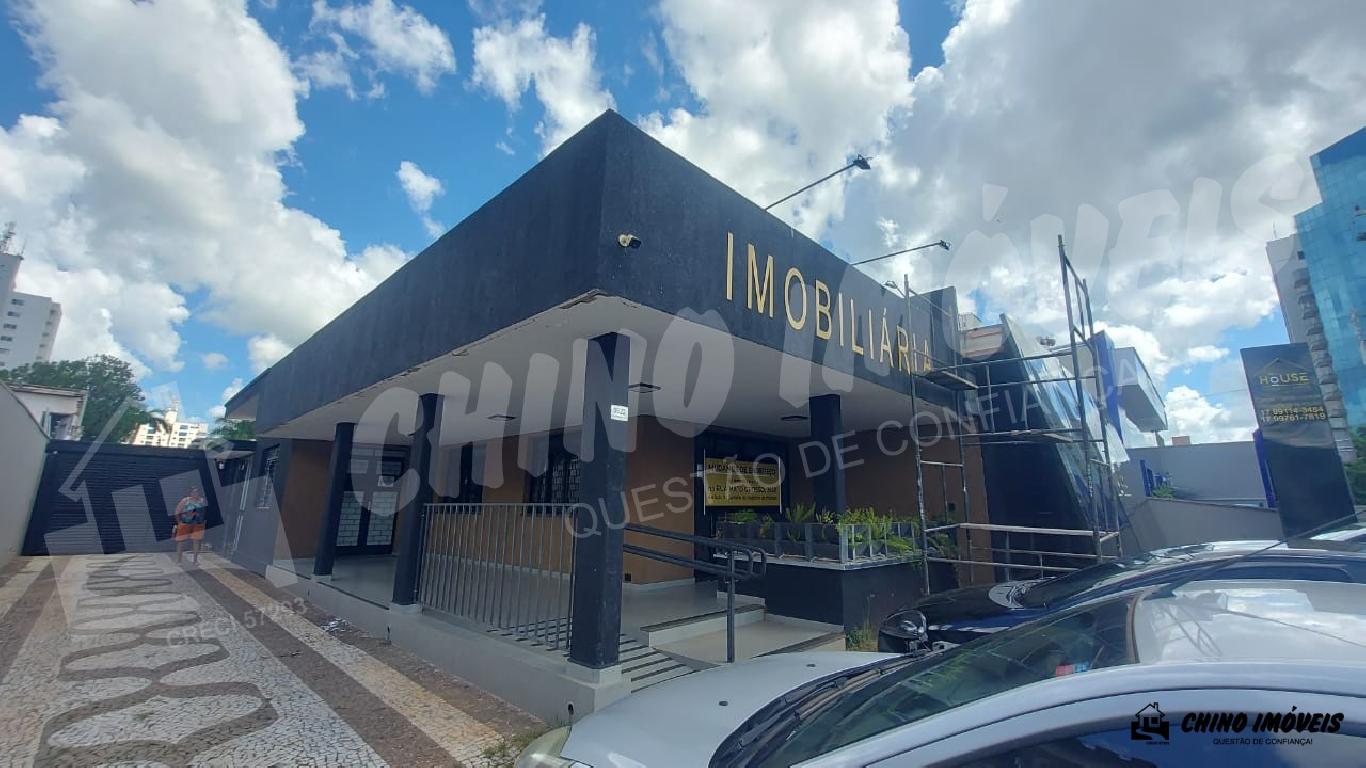 Aluga-se Salão Comercial