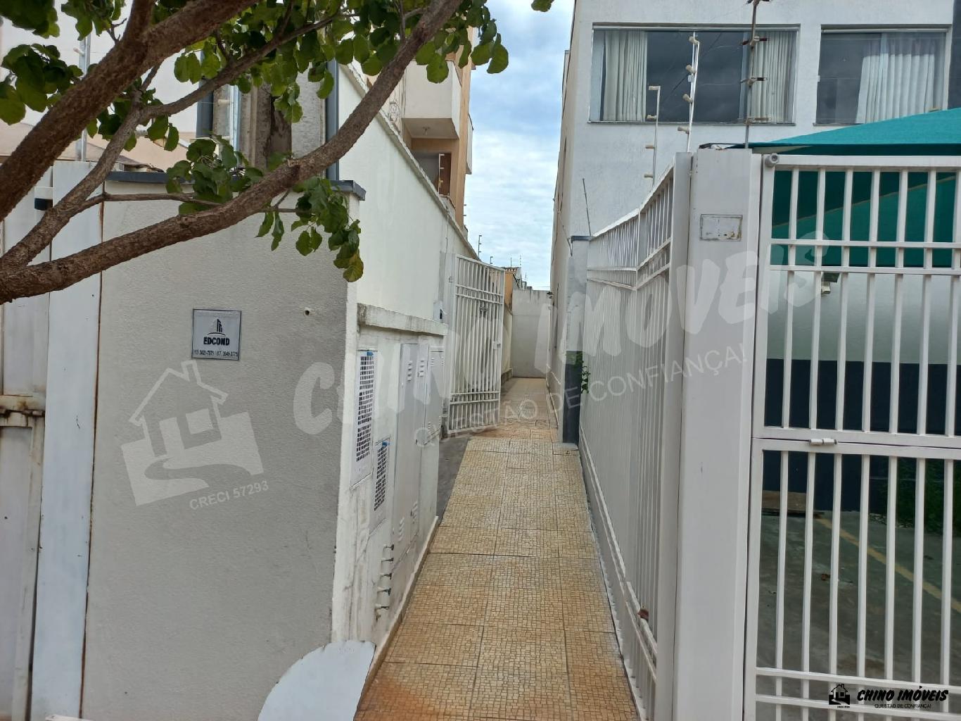 Apto de 2 Dormitórios sendo 1 Suíte, Sala