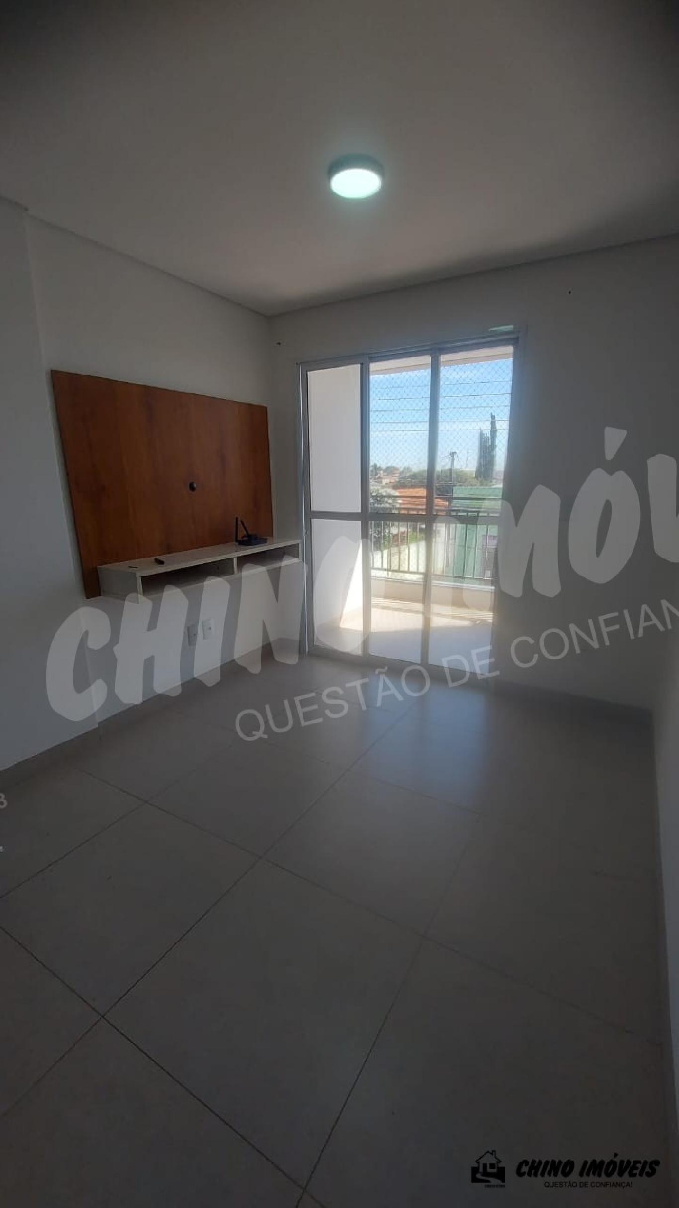 Aluga-se Apartamento 2 Quartos Com Suíte