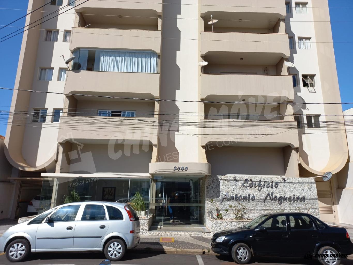 Lindo Apto de 3 Suítes no Centro