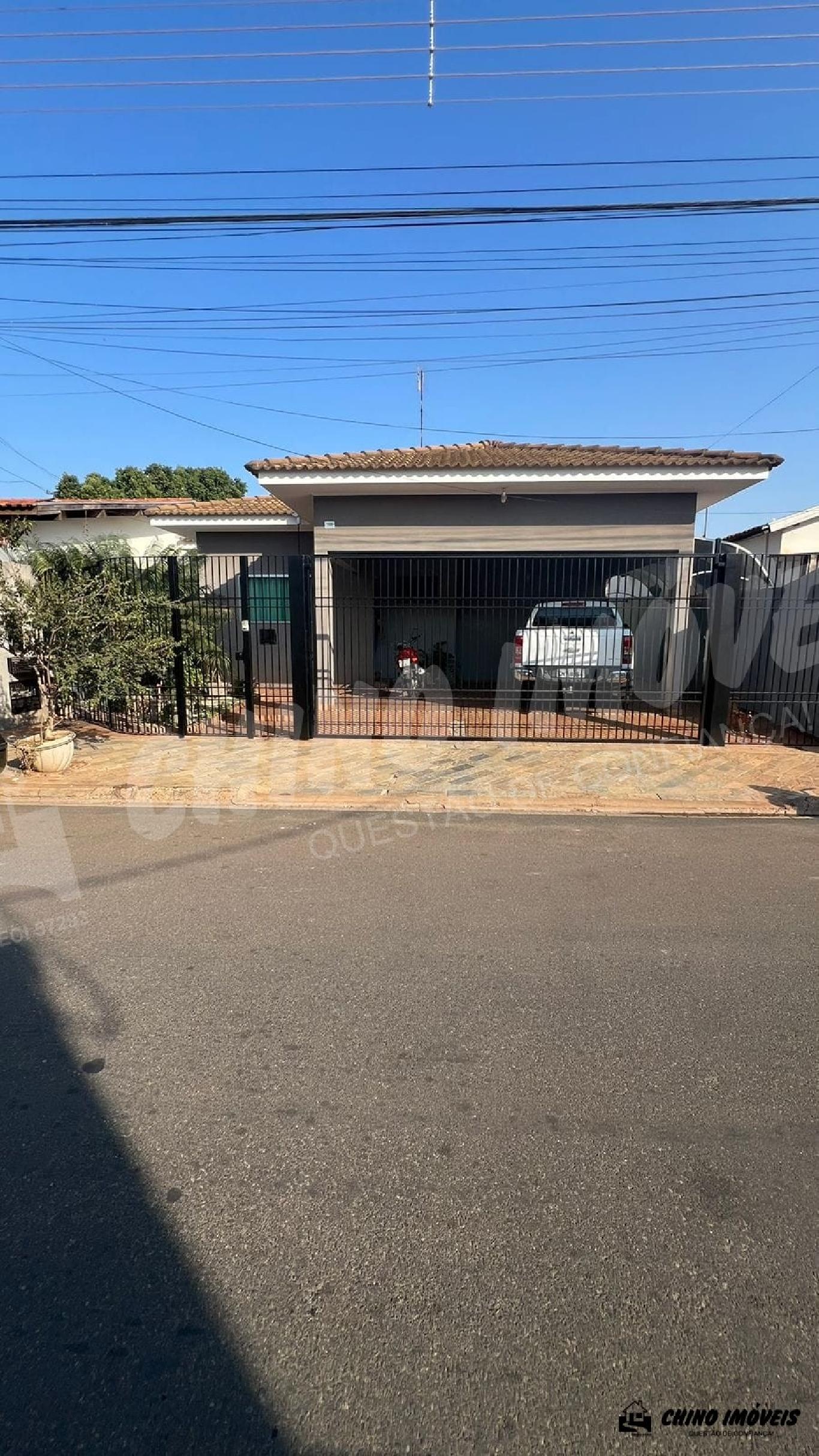 Casa à venda com edícula - Bairro Jardim Morini (Pozzobon)
